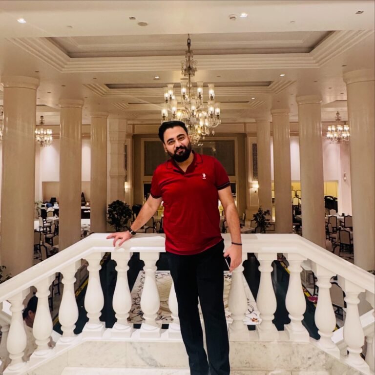 The Middle-Class Entrepreneur Building a Global Education Empire Without External Funding